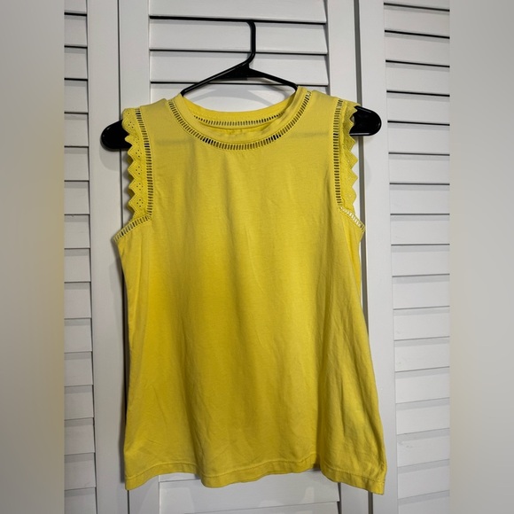 Lilly Pulitzer Agee Top Yellow Ruffled/Eyelet Sleeveless Top Size XS - Picture 4 of 5